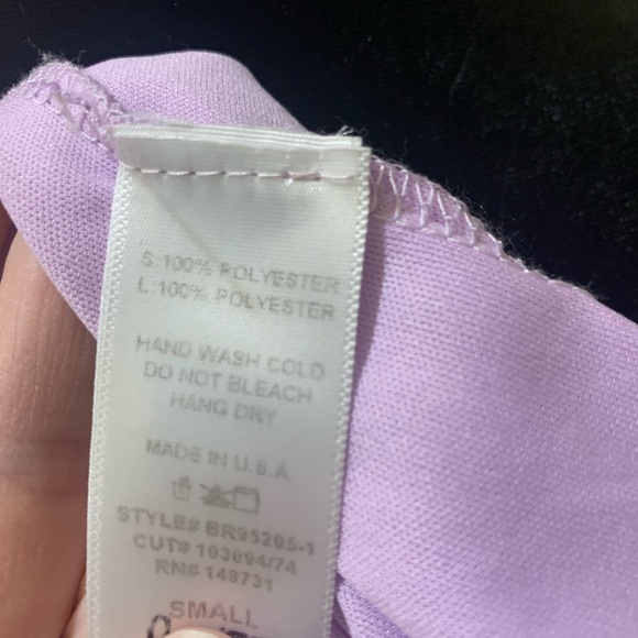 Blue Blush Floral Romper with Snap v-neck front Size Small - Picture 5 of 5